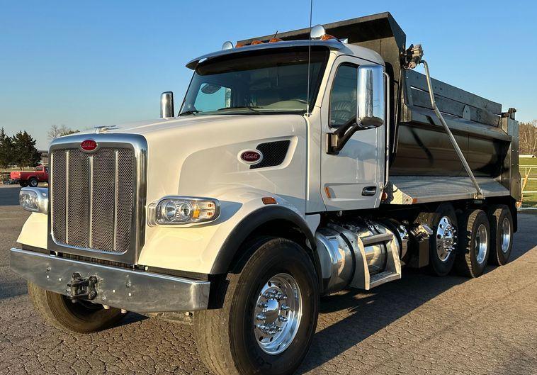 2022 Peterbilt 567