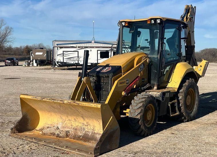 2021 Caterpillar 420ST